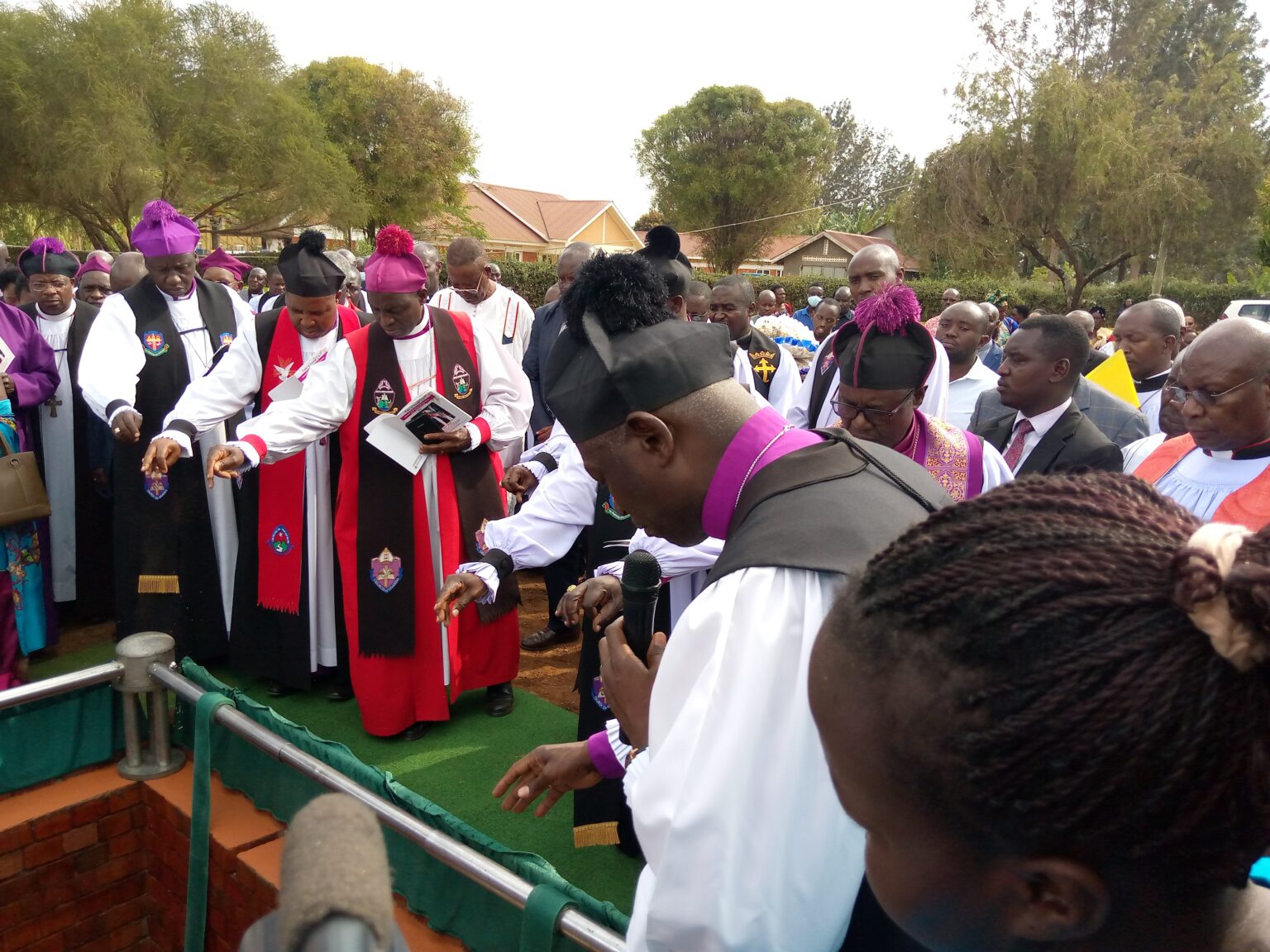 Bishop Emeritus Tibesigwa buried in Mbarara