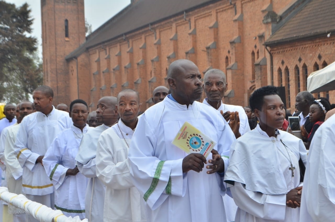 Kabale Diocese Ordains 16 Deacons to Priesthood