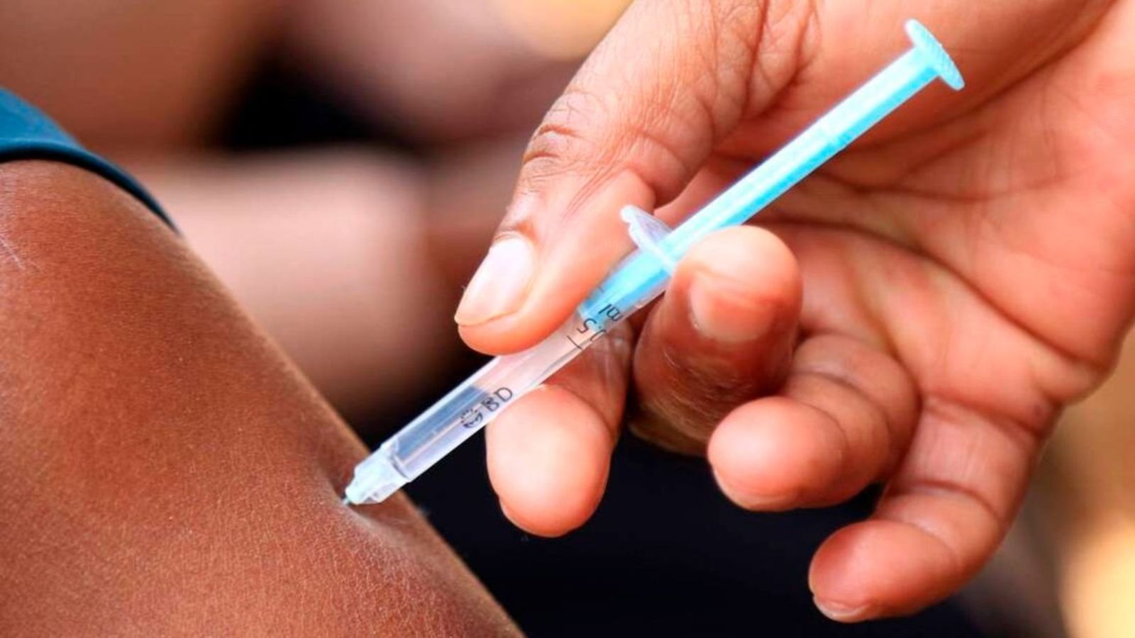 Uganda Halts HIV Vaccine Trial