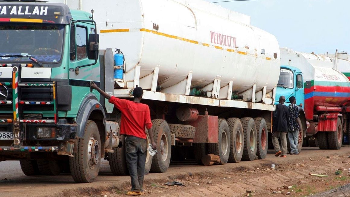 Kenya set to end oil import standoff with Uganda