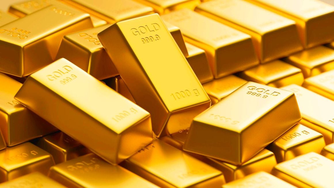 Uganda central bank starts buying locally-produced gold to support forex reserves