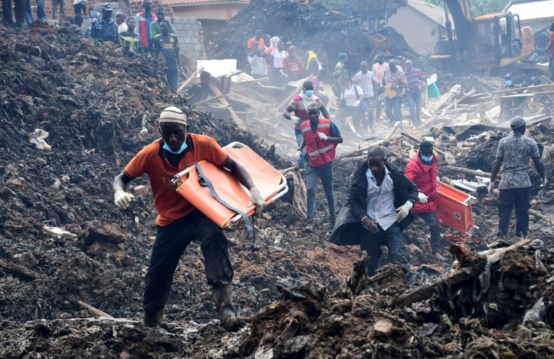 Death toll rises to 30 in Uganda garbage dump landslide: police